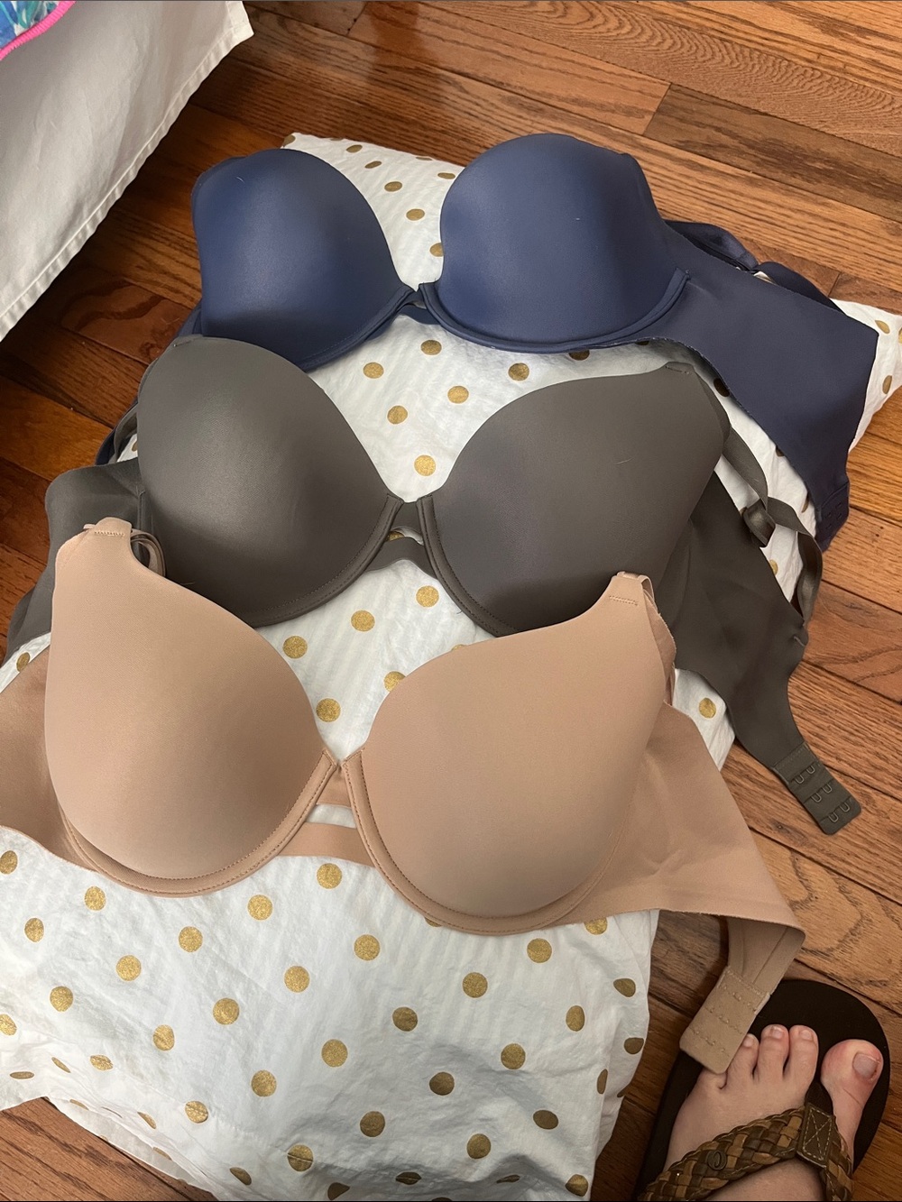 Warners Everyday Seamless T-Shirt Bra - Nude, Gray, Navy- Well Constructed Bras